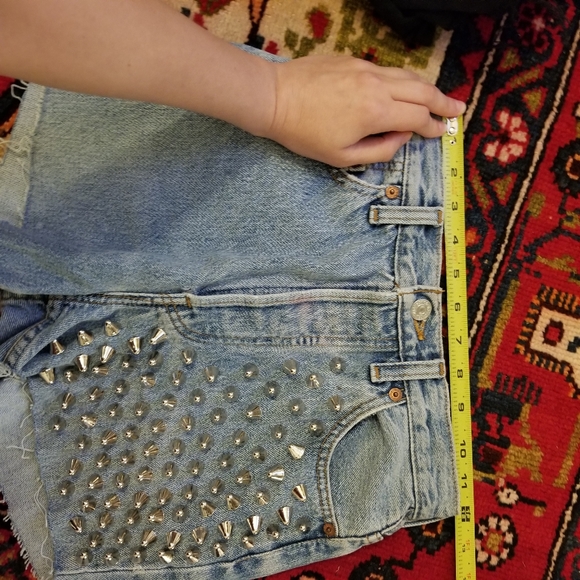 Ragged Priest x Levis Studded High Waist Shorts - Picture 4 of 6